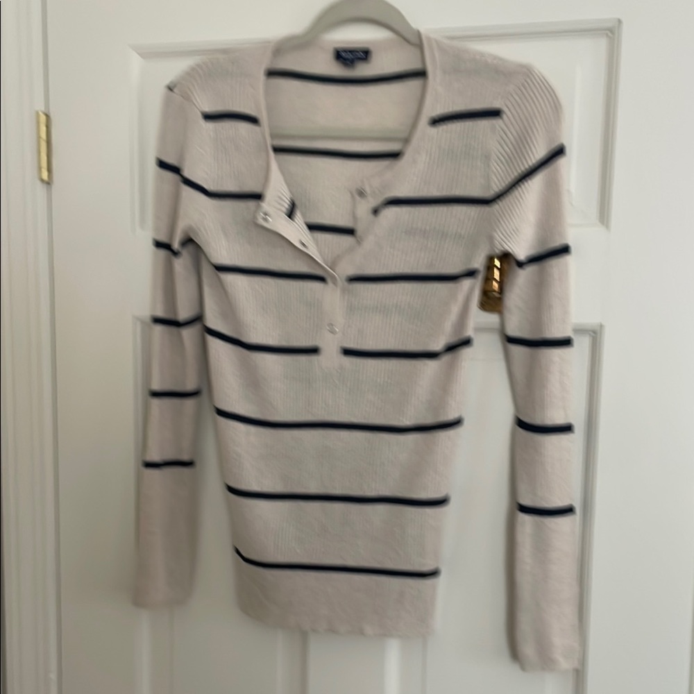 Splendid Long Sleeve Top